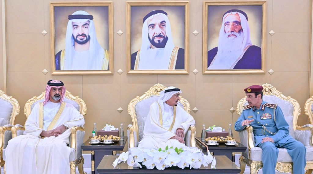 حاكم عجمان وولي عهده يستقبلان المهنئين بعيد الأضحى المبارك