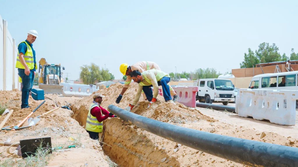 “كهرباء ومياه وغاز الشارقة” تنجز شبكات مياه جديدة بطول 37 كيلومتراً