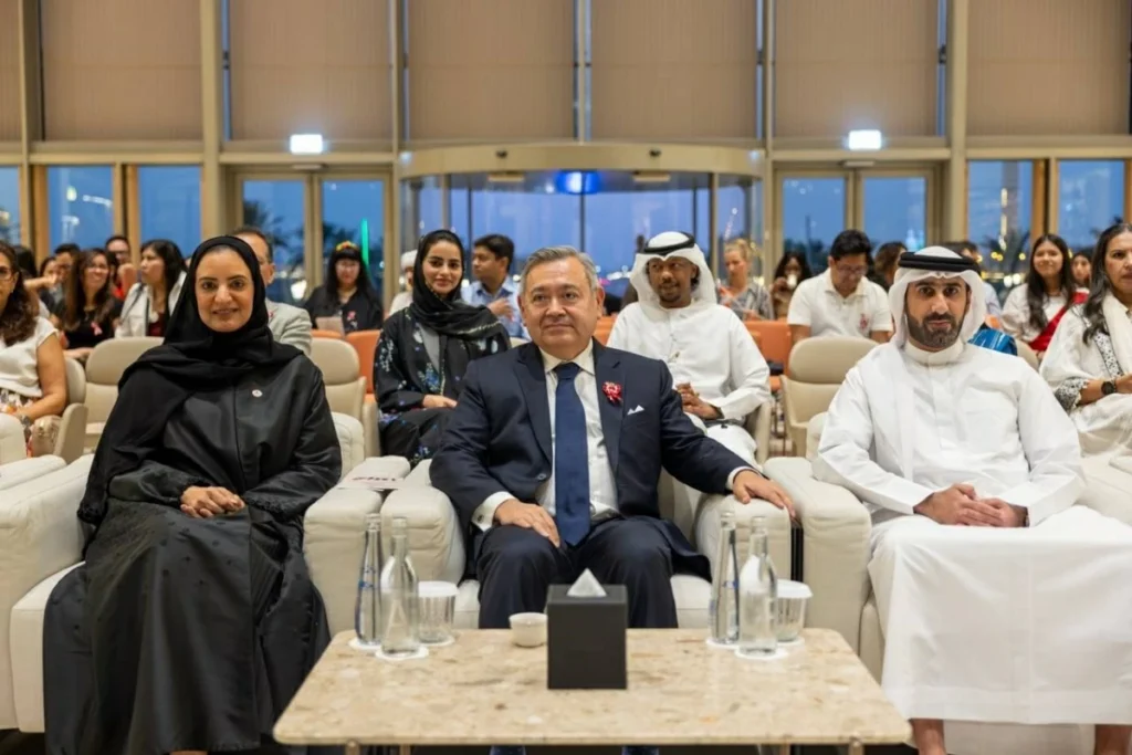 «بيت الحكمة» يحتفي بتراث بيرو الثري