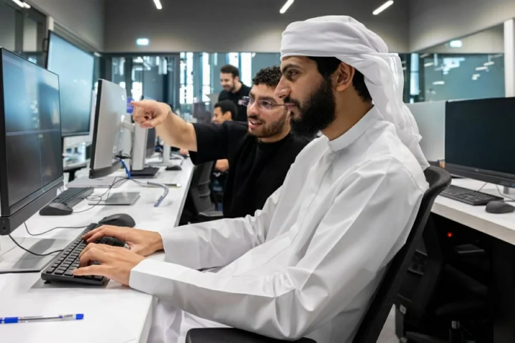 «سفن إكس» و«42 أبوظبي» تعلنان فائزي هاكاثون «نكست ميل»