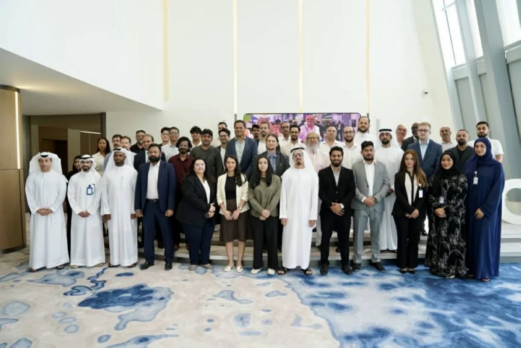 «جمارك دبي» تستعرض مبادراتها لدعم الشركات والتجارة الإلكترونية