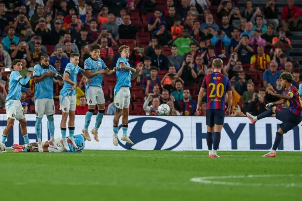 دوري أبطال أوروبا..برشلونة يهزم فينورد في موسم«الخمسات»