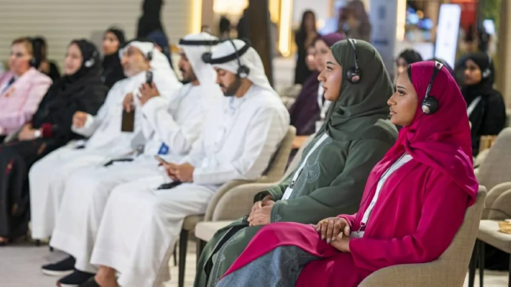 جامعة الإمارات تناقش صناعة العقول ومستقبل الإعلام